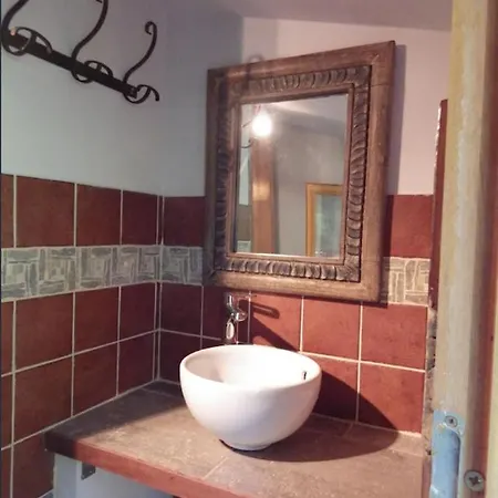 Petite Maison Dans Les Pins Червионе